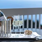 Luxury Floor Sea View Downtown