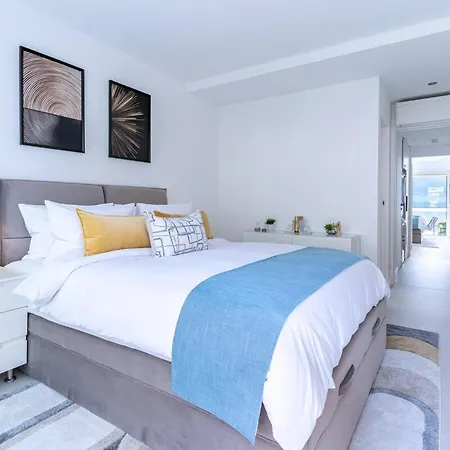 Luxury Floor Sea View Downtown Cap-d'Ail