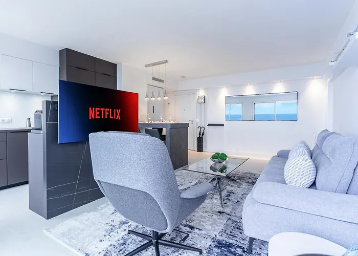 Luxury Floor Sea View Downtown شقة كاب داي